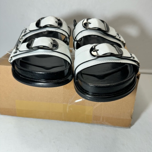 Zara Buckled Flat Slider Sandal White casual classic comfy summer style vacation - Picture 3 of 7